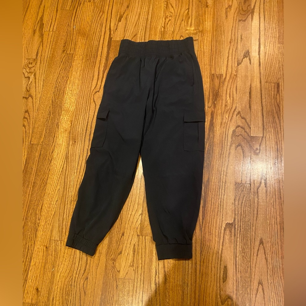 Men’s jogger size medium